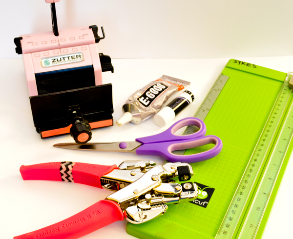 2014 Personal Progress Calendar. Great project for YW! FREE download from Hang a Ribbon on the Moon.